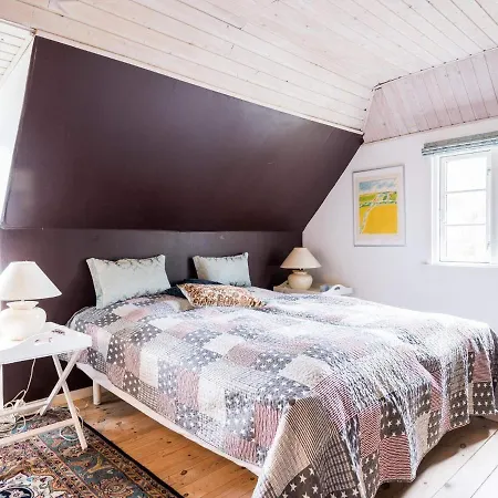 Vakantiehuis 8 Person Holiday On A Holiday Park In *